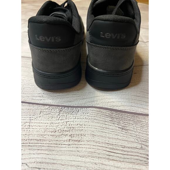 Levi’s Men’s Dark Gray & Black Sneakers Size 7.5 Excellent Condition - Picture 7 of 8
